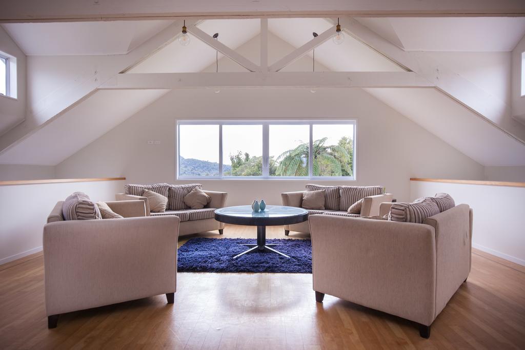 Patuha Rainforest Retreat Okato エクステリア 写真